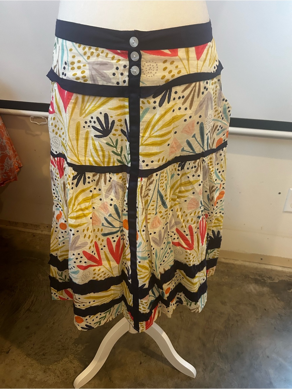 Floral Tiered Midi Skirt with Contrast Trim in Multicolor